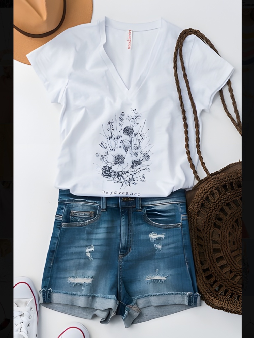 Love Vintage Floral Daydreamer Short Sleeve V-Neck Graphic Tee
